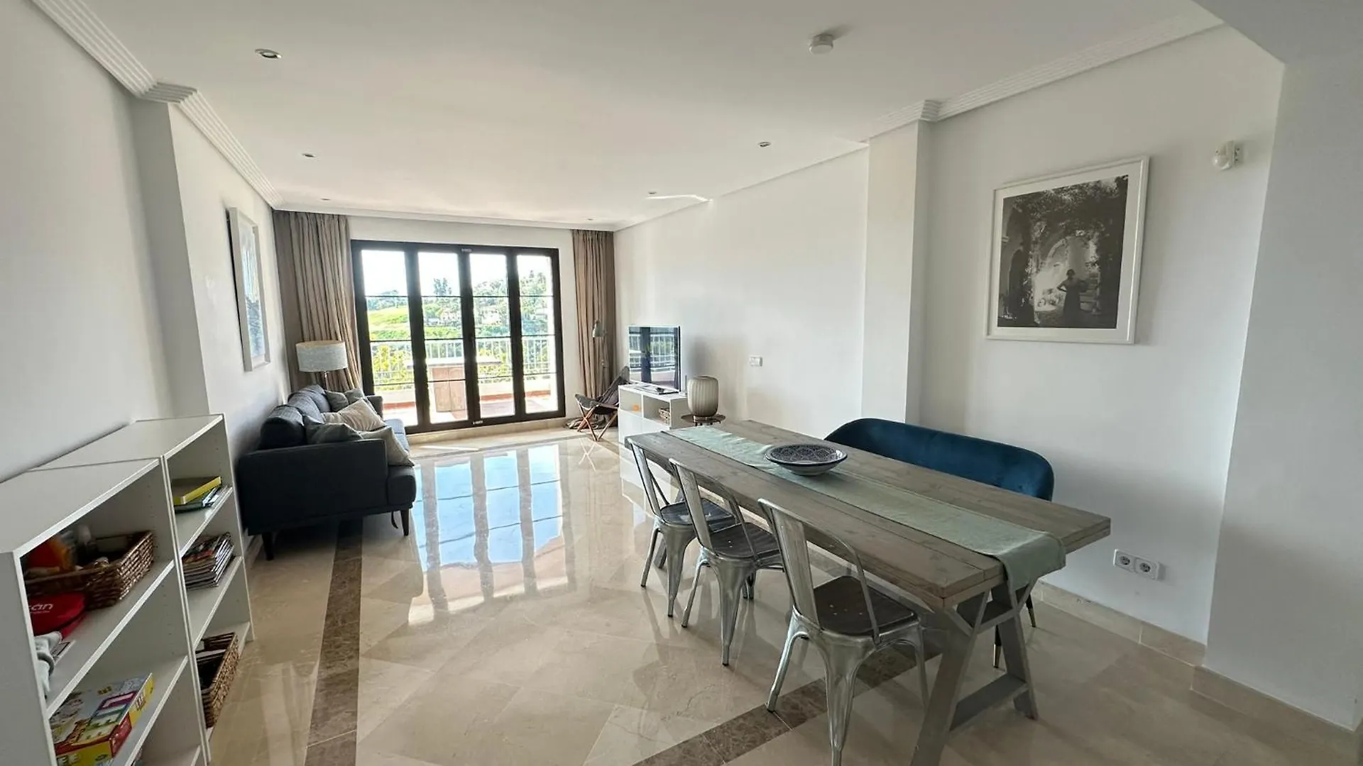 Los Arqueros Apartment With Golf Views Benahavis
