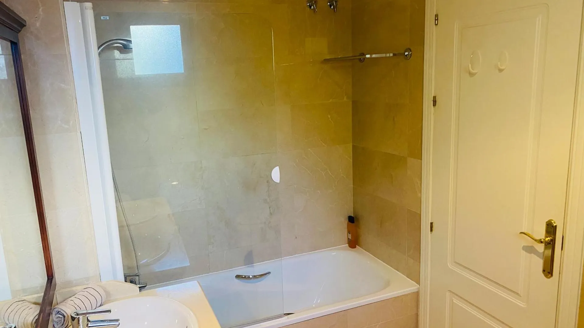 Los Arqueros Apartment With Golf Views Benahavis Spain