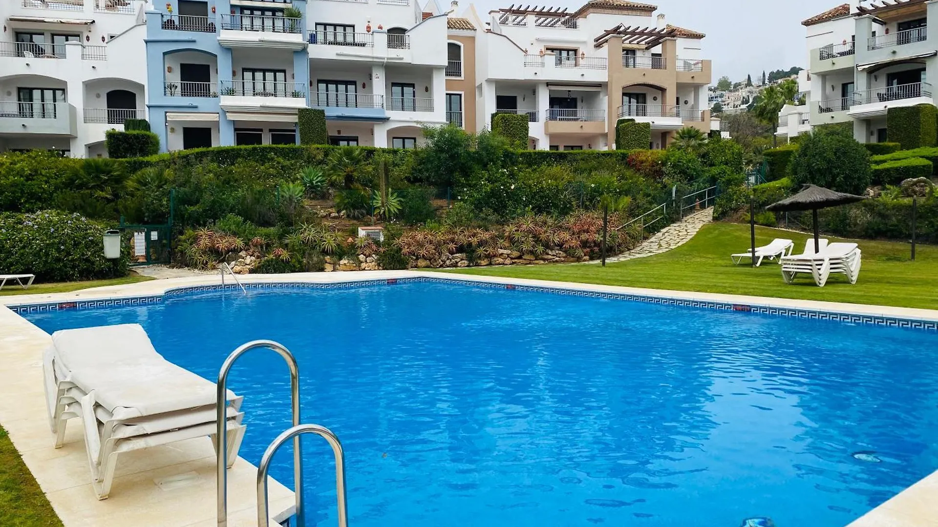 Los Arqueros Apartment With Golf Views Benahavis Spain